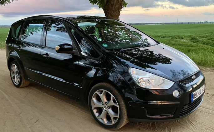 Ford S-Max cena 18900 przebieg: 291000, rok produkcji 2008 z Czarne małe 137